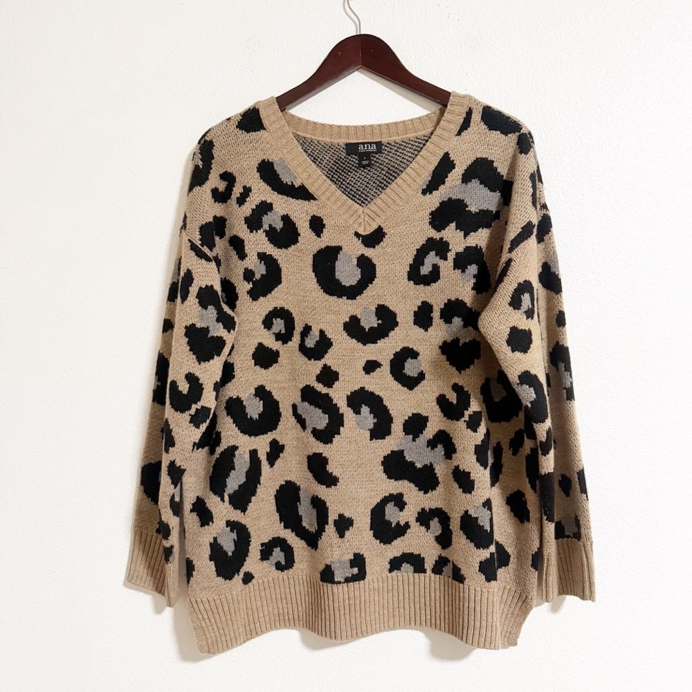 Ana Leopard Print V Neck Sweater